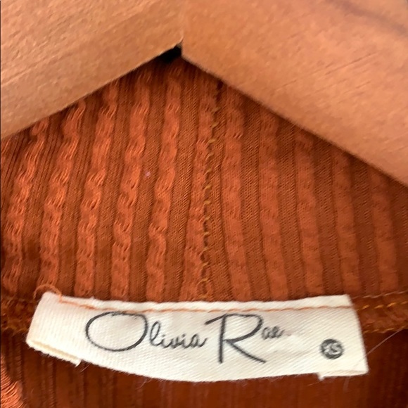 Olivia Rae Ribbed Longsleeve - Picture 3 of 3